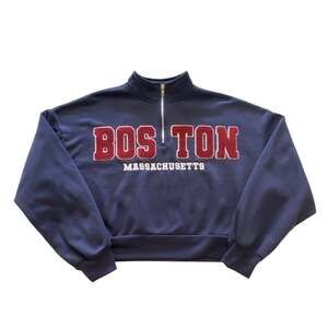 Boston Massachusetts Crop Sweater Size Medium 1/4 zip Blue Red Faded Rose